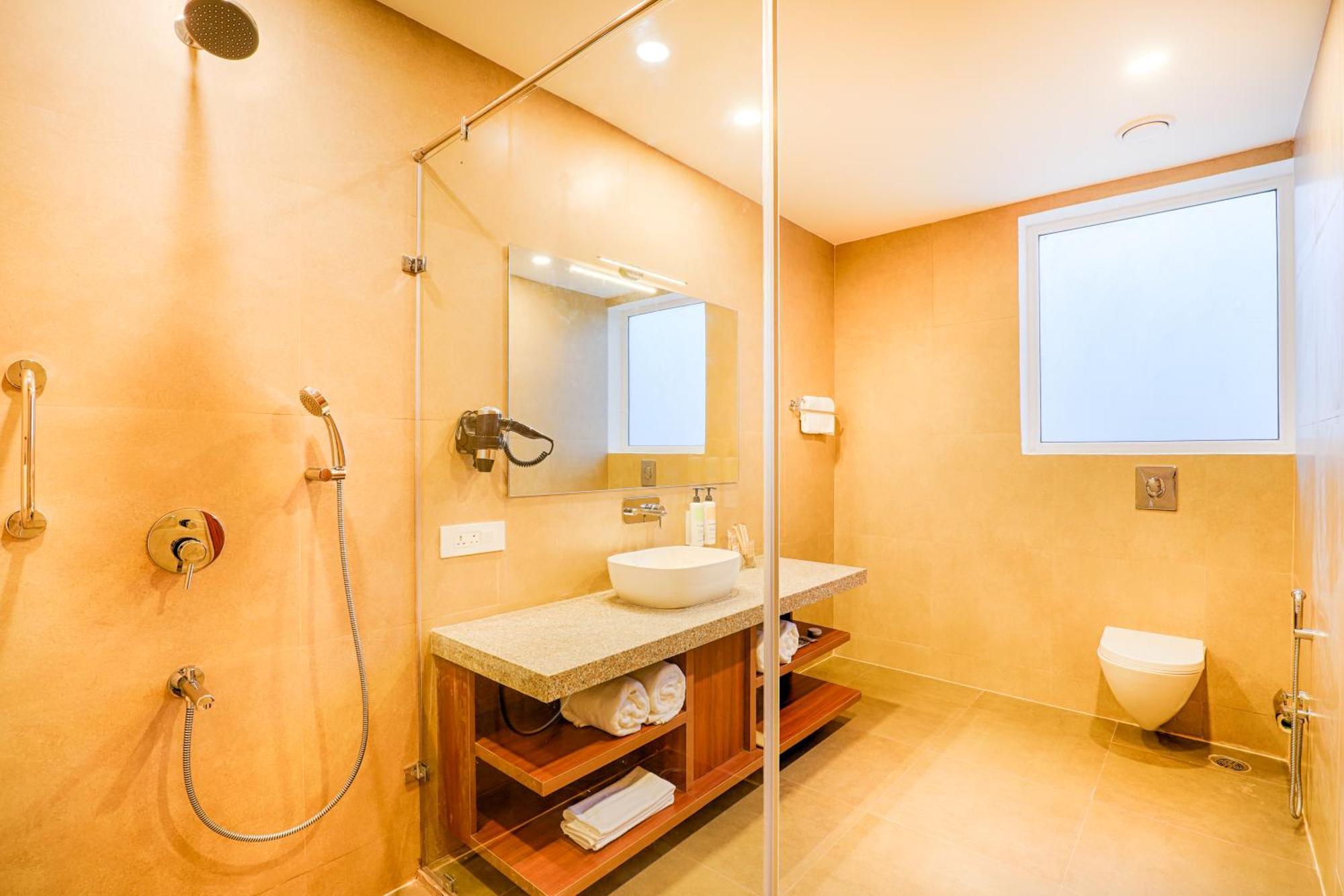 Hotel Club Mahindra Patkote Nainital Zewnętrze zdjęcie