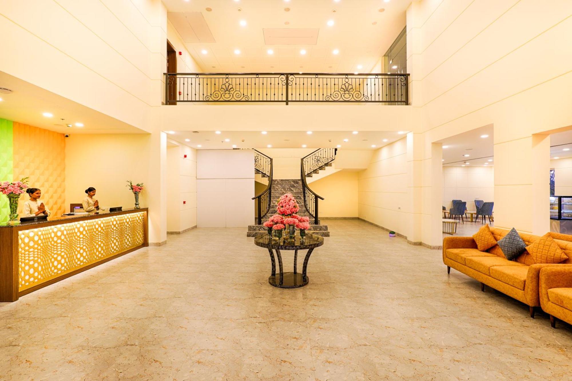Hotel Club Mahindra Patkote Nainital Zewnętrze zdjęcie